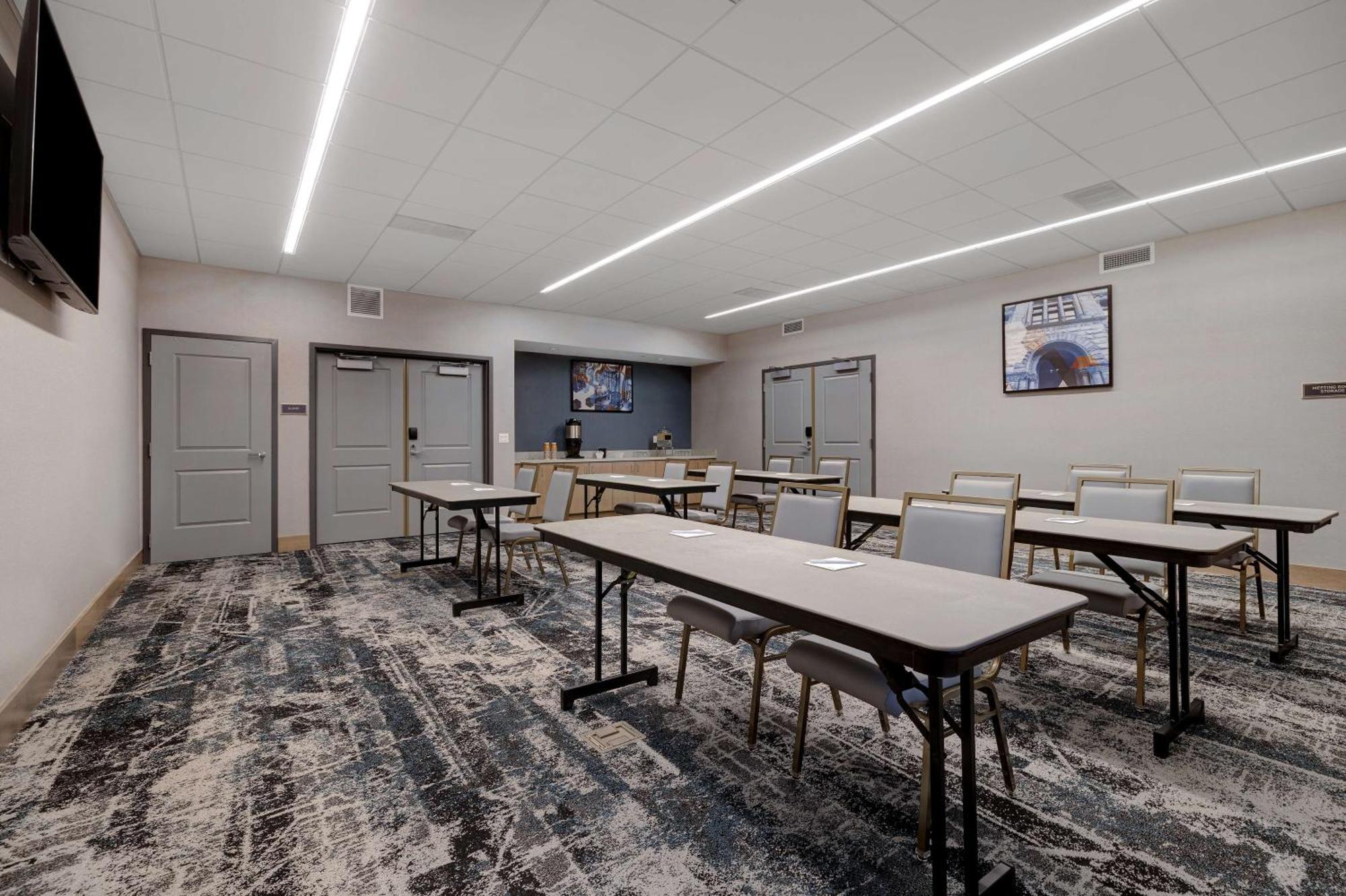 Homewood Suites By Hilton Oak Creek Milwaukee Ngoại thất bức ảnh