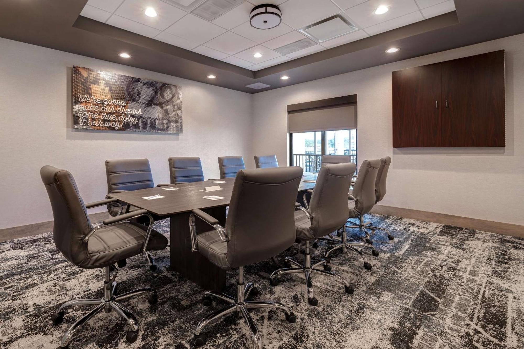 Homewood Suites By Hilton Oak Creek Milwaukee Ngoại thất bức ảnh